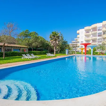 Rocha Apartment, With Pool, 100m From The Beach! Apartment
