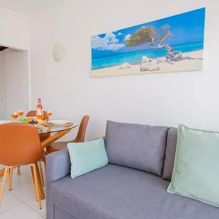 Apartment Rocha Apartment, With Pool, 100m From The Beach! Portimao