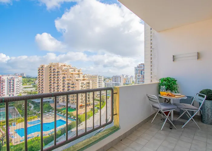 Rocha Apartment, With Pool, 100m From The Beach! * 포티마오