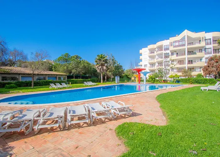 Rocha Apartment, With Pool, 100m From The Beach! 아파트 *