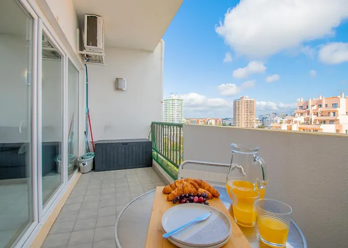 Rocha Apartment, With Pool, 100m From The Beach! 아파트