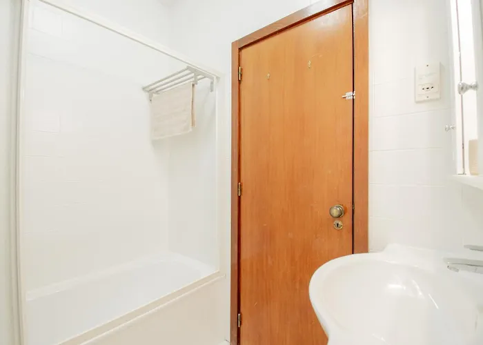 Rocha Apartment, With Pool, 100m From The Beach! 아파트