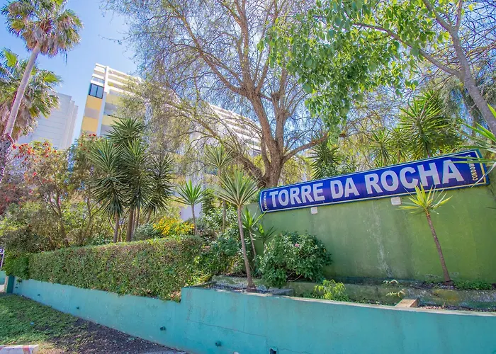 Rocha Apartment, With Pool, 100m From The Beach! 아파트 *