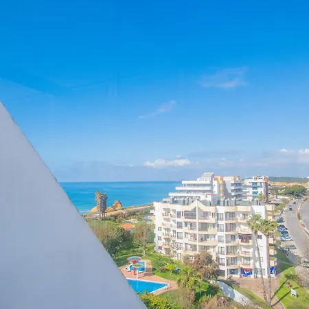 Rocha Apartment, With Pool, 100m From The Beach! Portimao