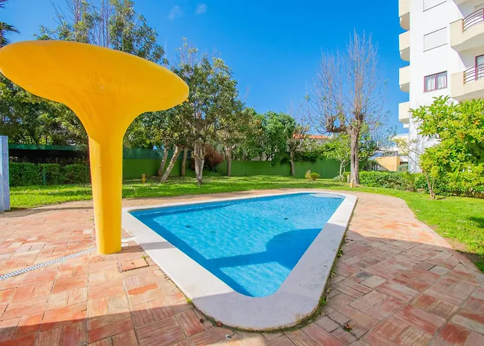 Appartement Rocha Apartment, With Pool, 100m From The Beach! *