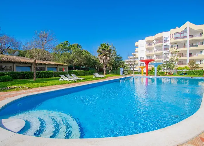 Rocha Apartment, With Pool, 100m From The Beach! Appartement