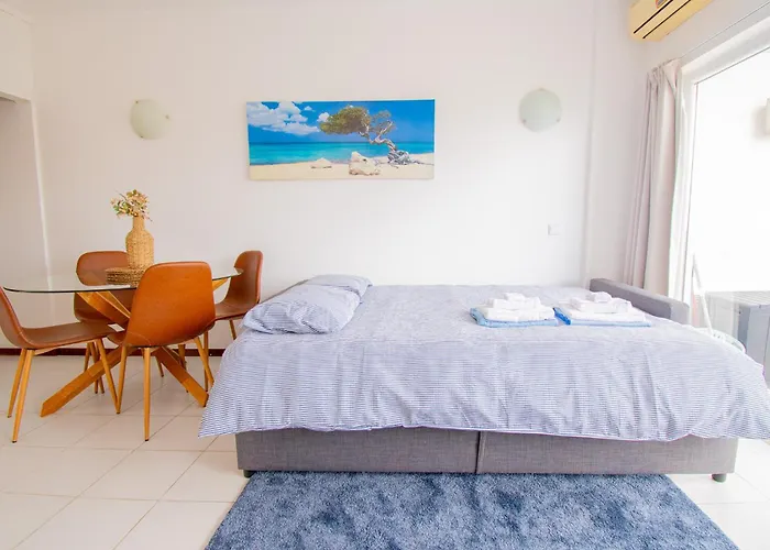 公寓 Rocha Apartment, With Pool, 100m From The Beach! 波尔蒂芒
