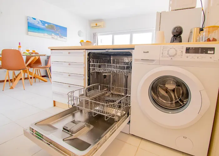 Rocha Apartment, With Pool, 100m From The Beach! *