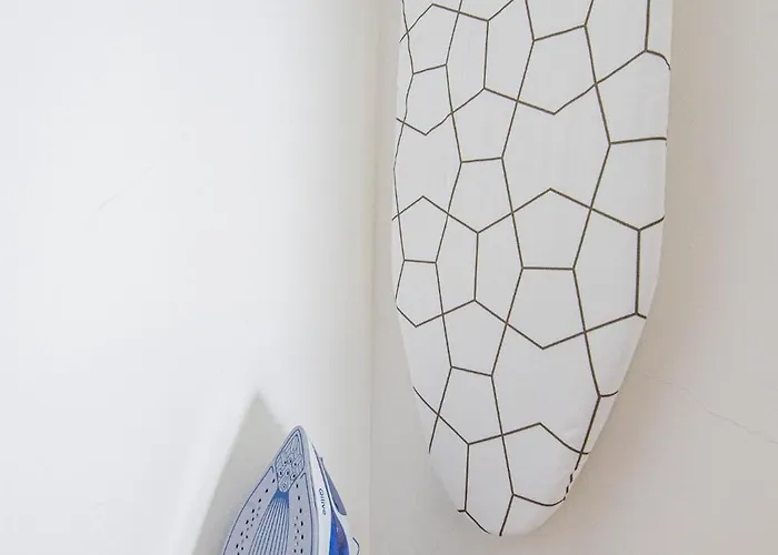 Appartement Rocha Apartment, With Pool, 100m From The Beach!