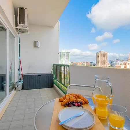 Rocha Apartment, With Pool, 100m From The Beach! Apartment